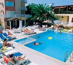 Hotel Grand Nett Beach **